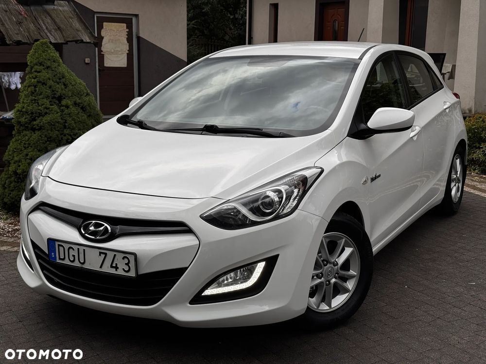 Hyundai i30 blue 1.6 GDI Style - 2