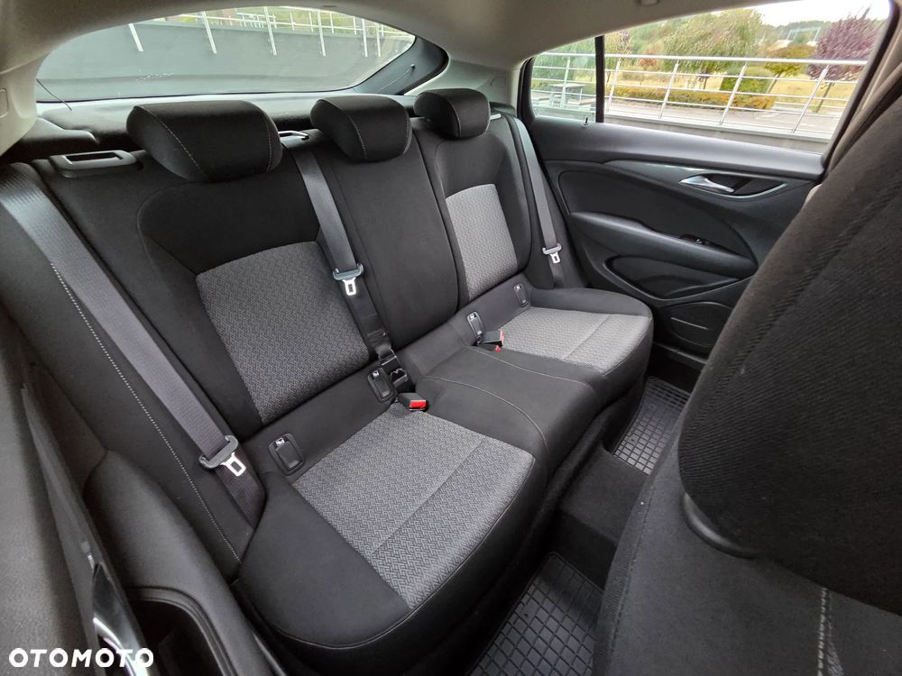 Opel Insignia 1.5 T Enjoy S&S - 30