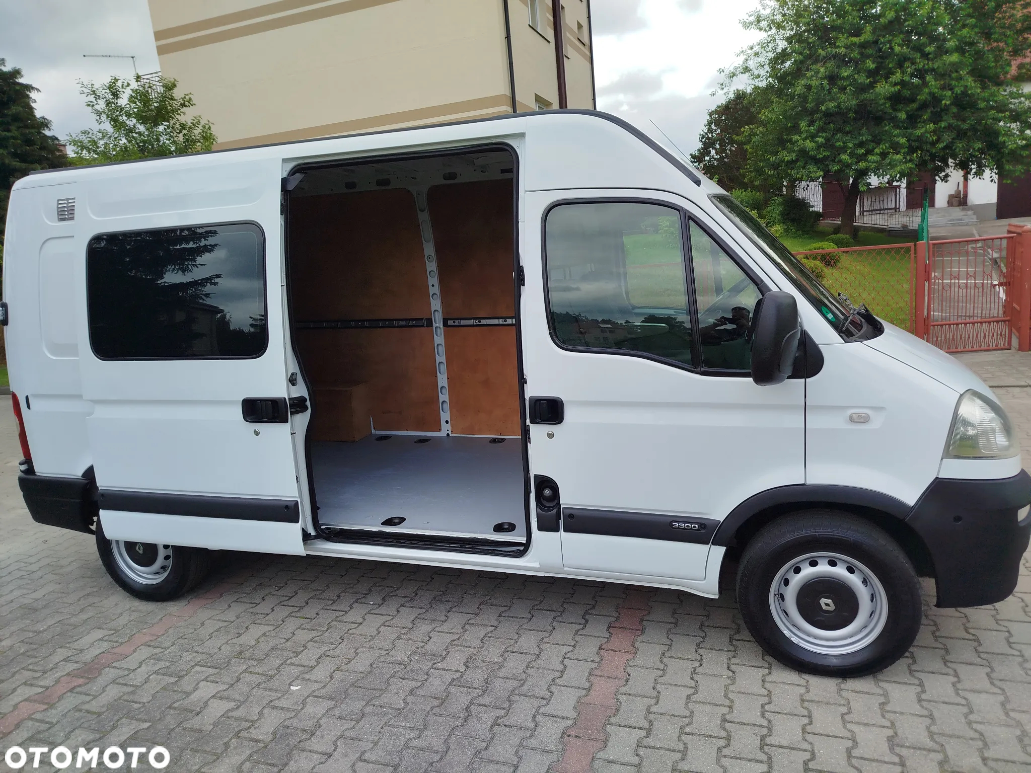 Renault Master ŚREDNIAK KLIMA HAK L2H2 - 20