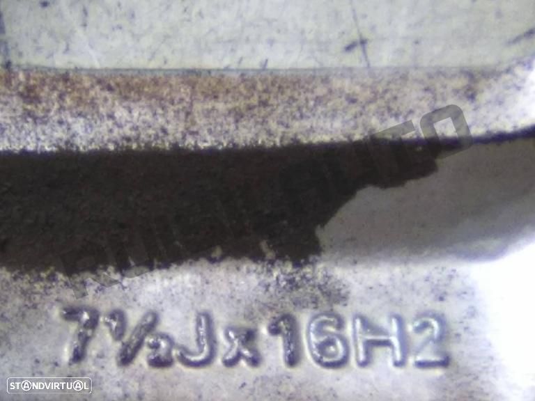 Jante Alumínio R16  Audi A4 B5 (8d) [1994_2001] 1.9 Tdi - 6