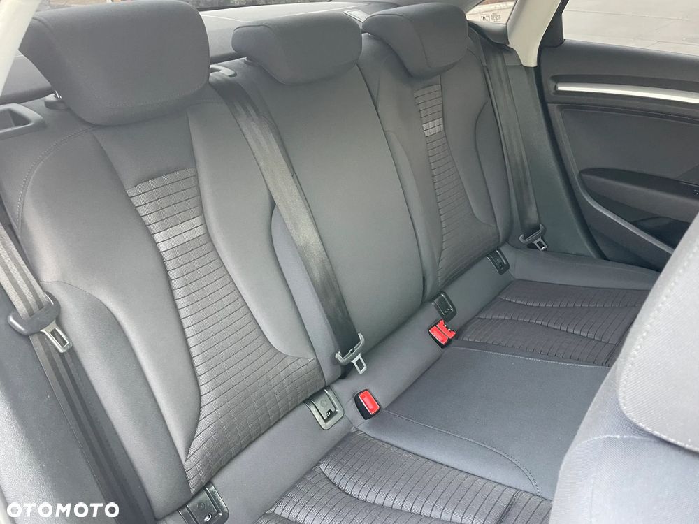 Audi A3 Limousine 2.0 TDI (clean diesel) quattro Ambition - 27