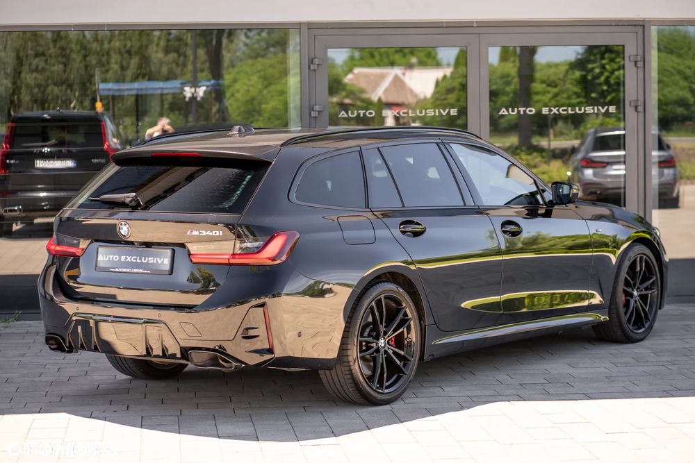 BMW Seria 3 M340i xDrive - 23
