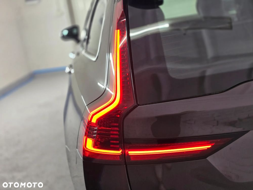 Volvo V90 T6 AWD Plug-In Hybrid Inscription Expression - 10