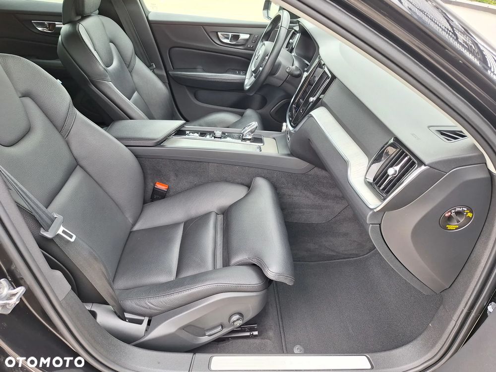Volvo V60 B4 D Inscription - 25