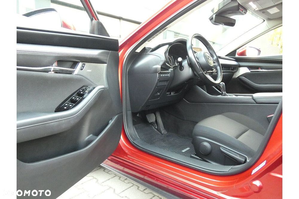Mazda 3 2.0 mHEV Hikari - 8