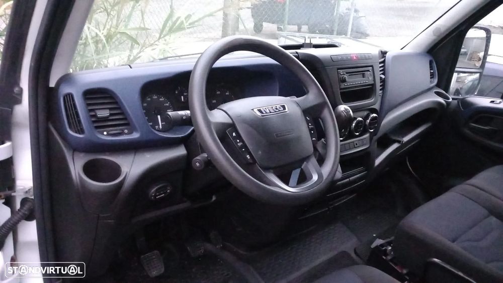 Iveco Daily 35 S14 2.3 D PLATAFORMA - 12