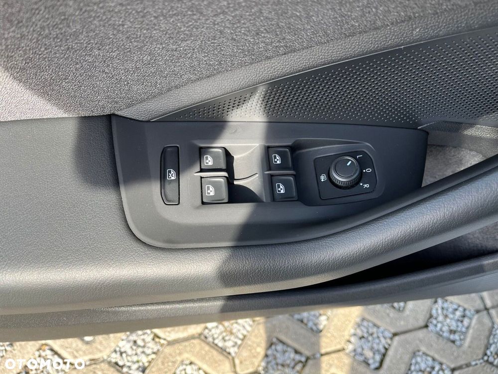 Volkswagen Passat 1.5 TSI ACT mHEV Style DSG - 21