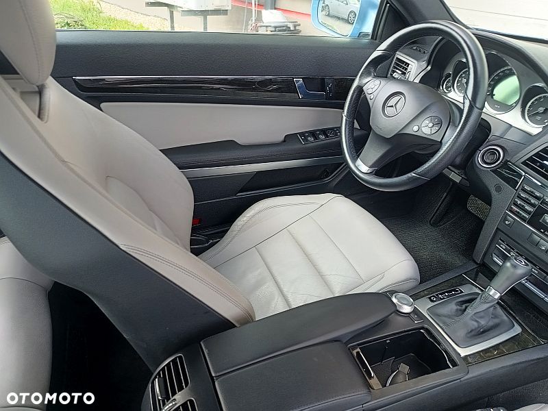 Mercedes-Benz Klasa E - 30