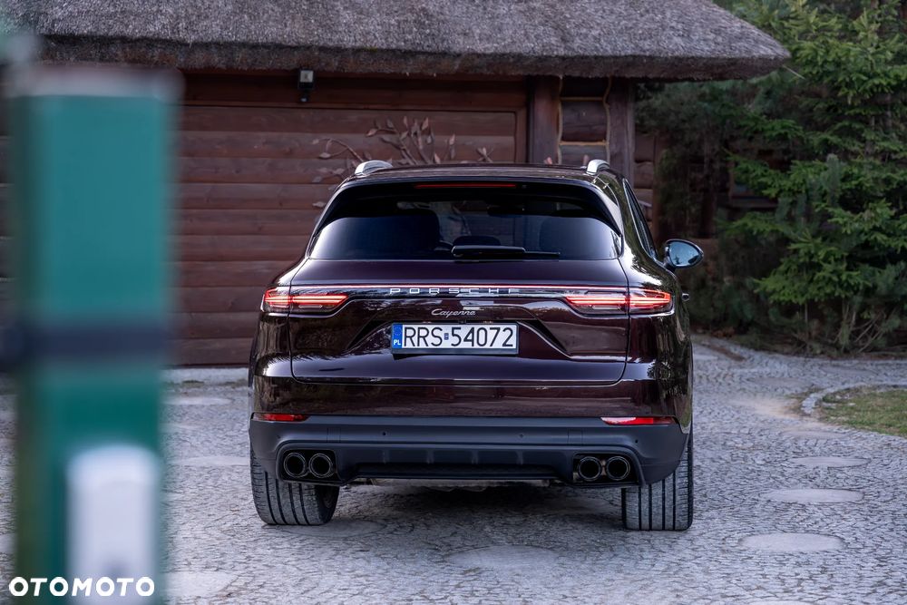 Porsche Cayenne Standard - 19