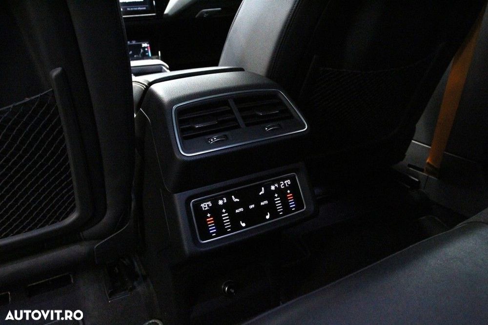 Audi e-tron Sportback - 18