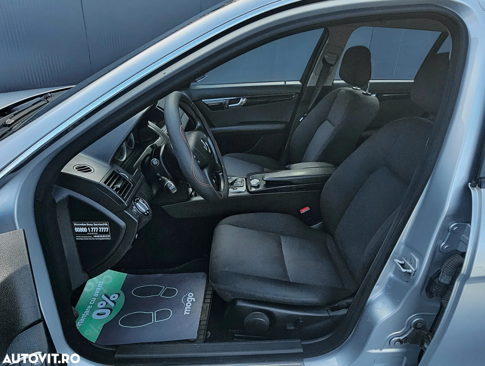 Mercedes-Benz C - 8