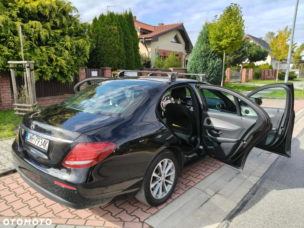 Mercedes-Benz Klasa E 200 d 9G-TRONIC - 12