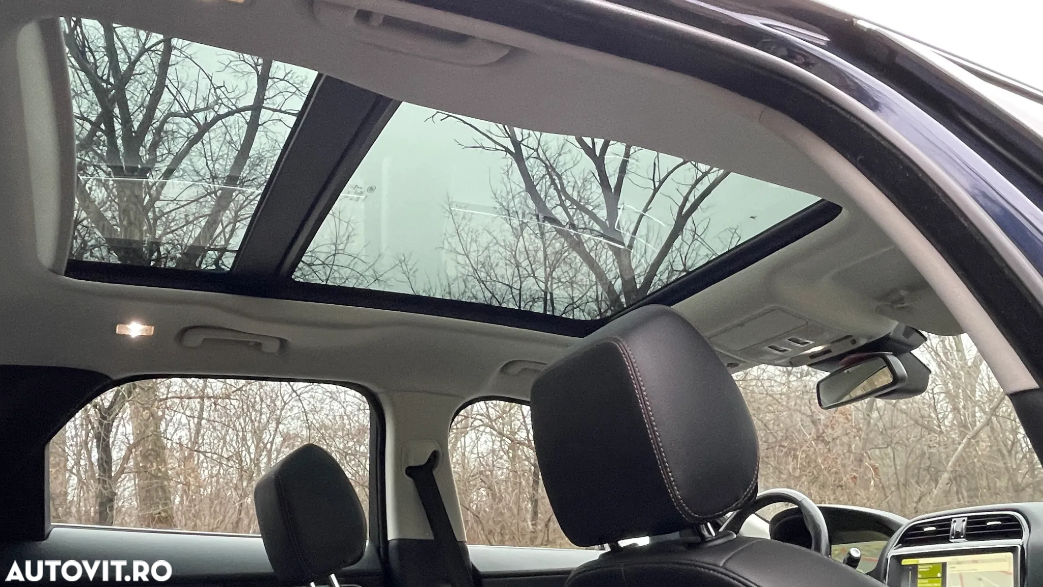 Jaguar F-Pace - 8