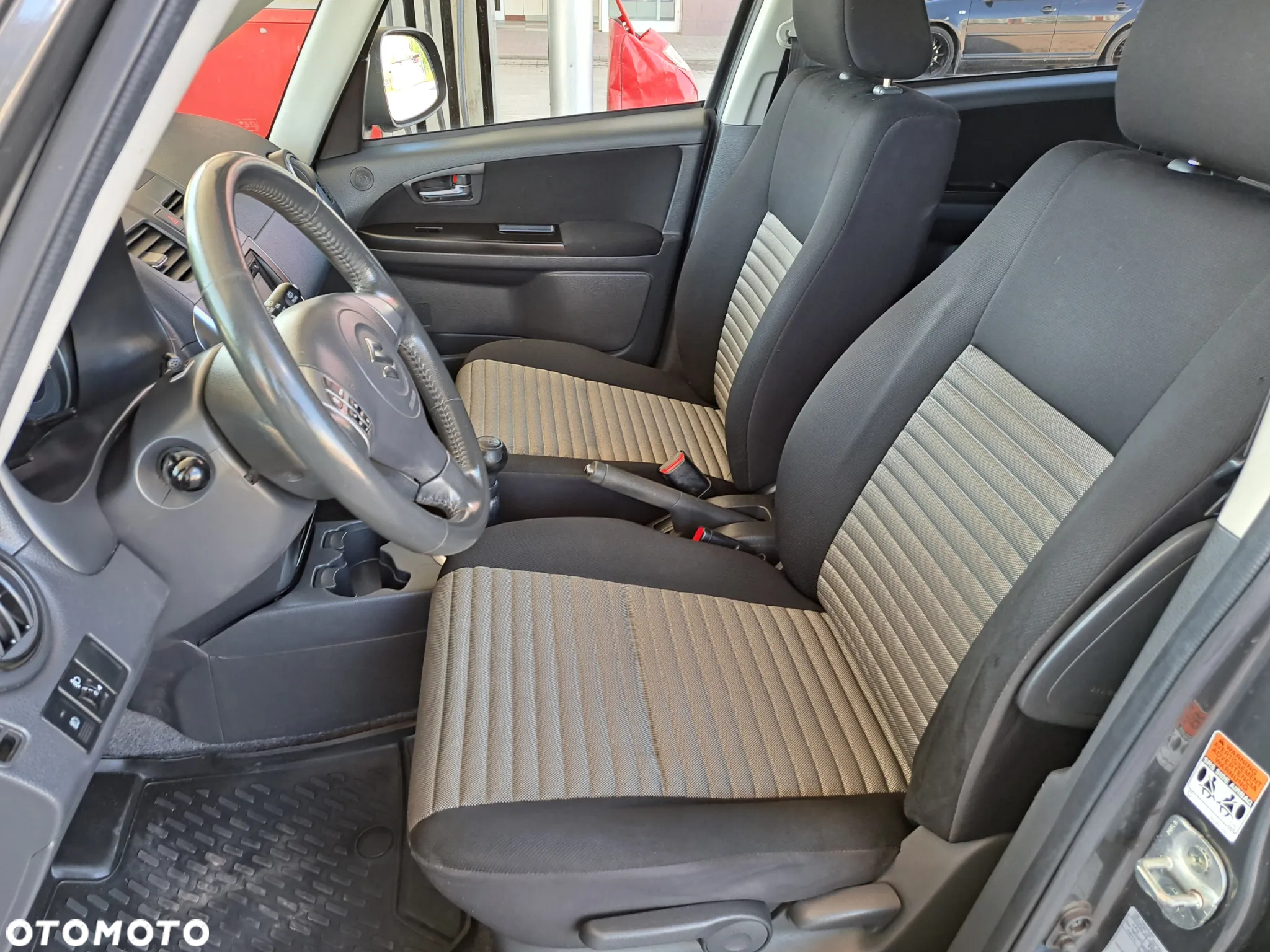 Suzuki SX4 - 15