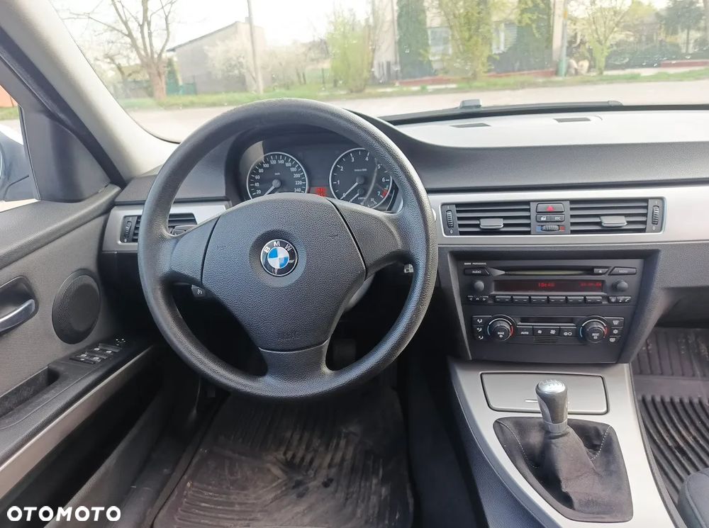 BMW Seria 3 - 14