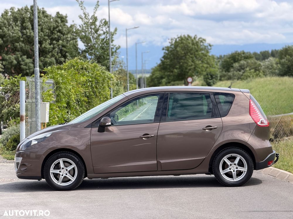Renault Scenic 1.6 16V 110 Dynamique - 5