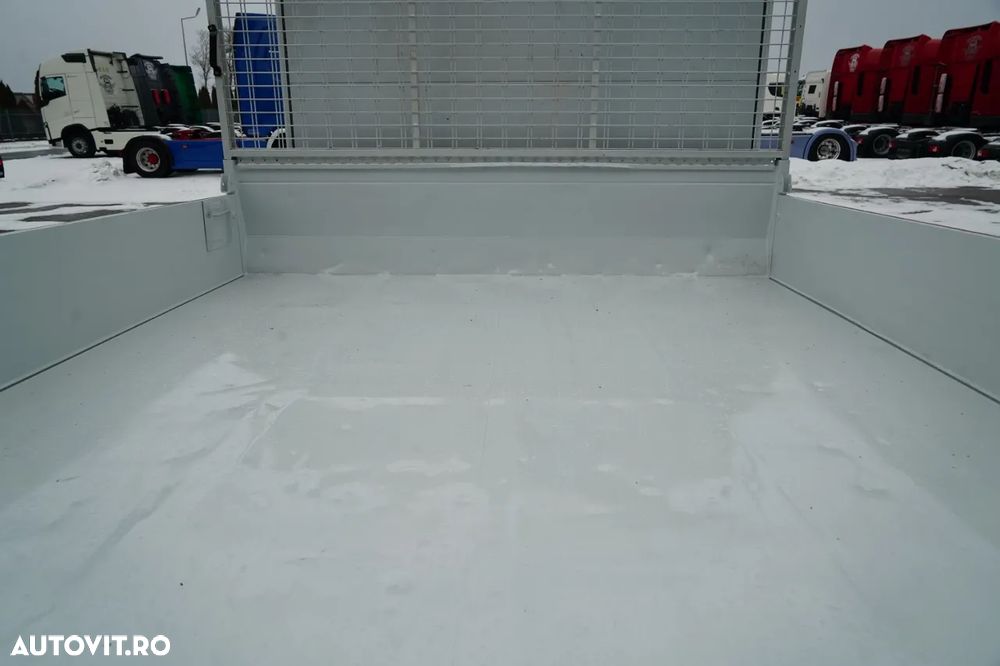 Iveco DAILY 70-180 / BASCULATOR SPATE 2.8 M / MTA: 7.0 T / BLOCARE PUNȚI / DUBLU / HI-MATIC - 22