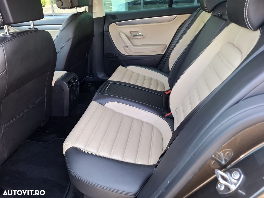 Volkswagen Passat CC 2.0 TDI DSG Exclusive - 11