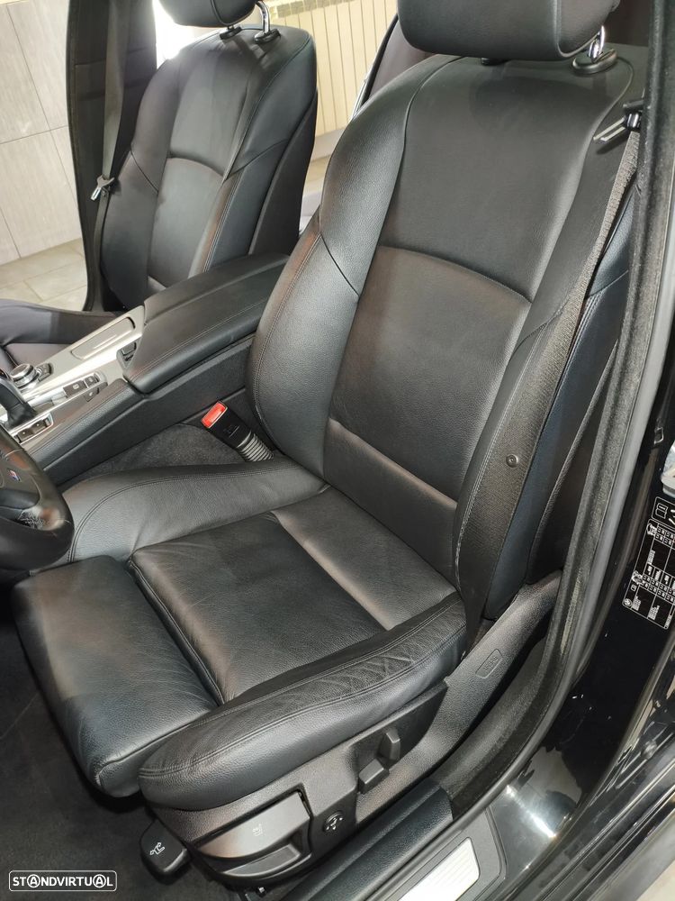 BMW 520 d Pack M Auto - 16