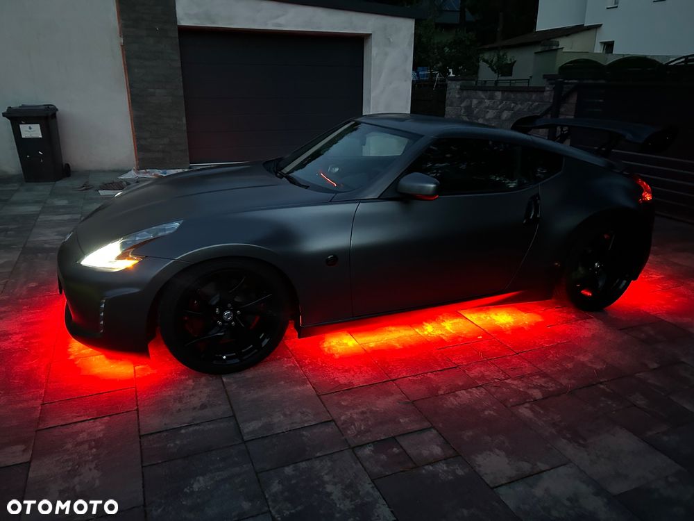 Nissan 370 Z - 24