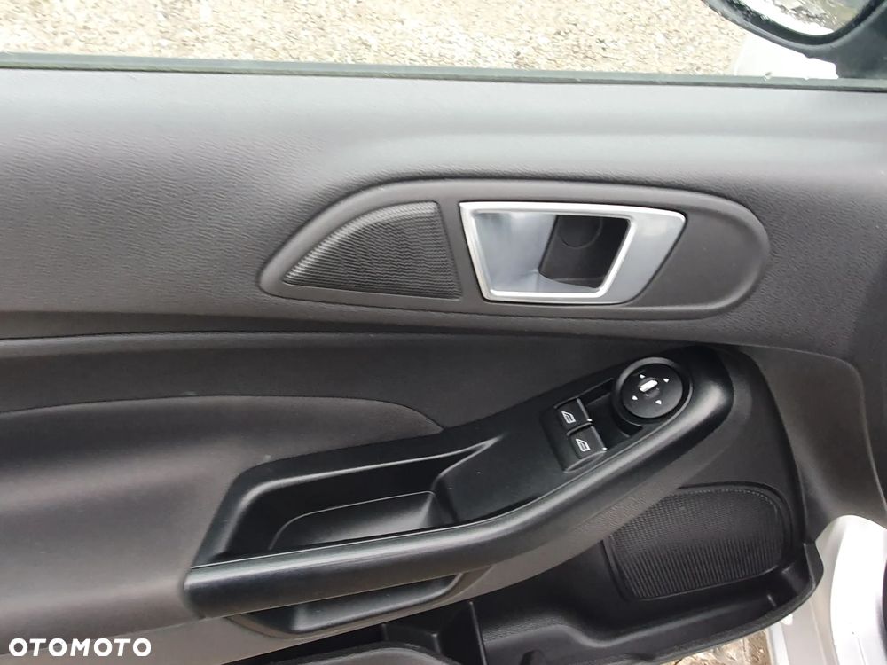 Ford Fiesta 1.25 Ambiente - 20