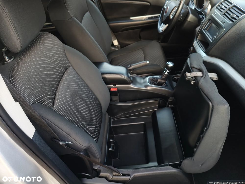 Fiat Freemont 2.0 Multijet Urban - 26