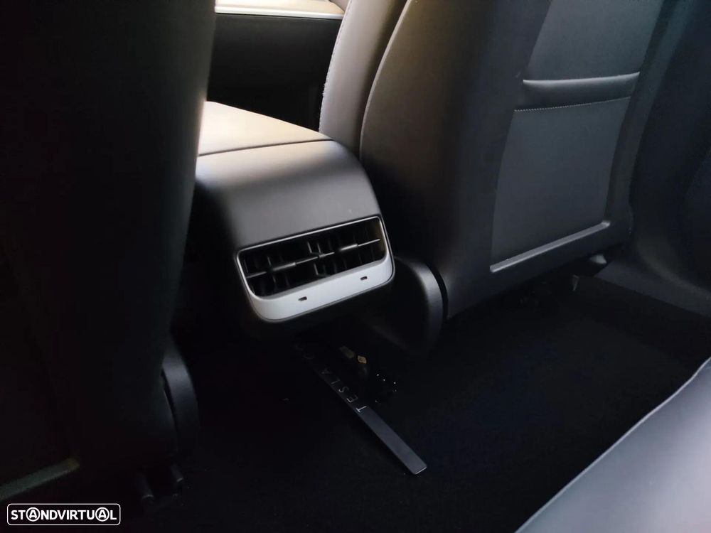 Tesla Model 3 Standard RWD - 26