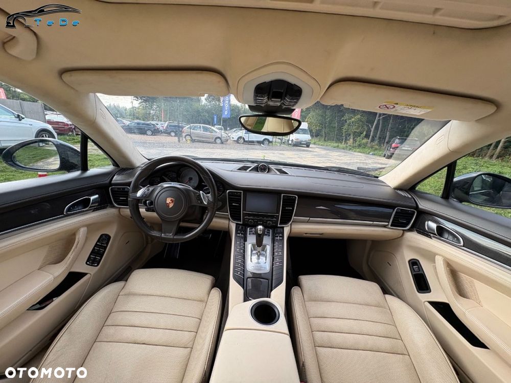 Porsche Panamera GTS PDK - 29