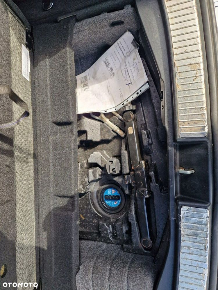 Mercedes-Benz Klasa R 350 CDI L DPF 4Matic 7G-TRONIC - 35