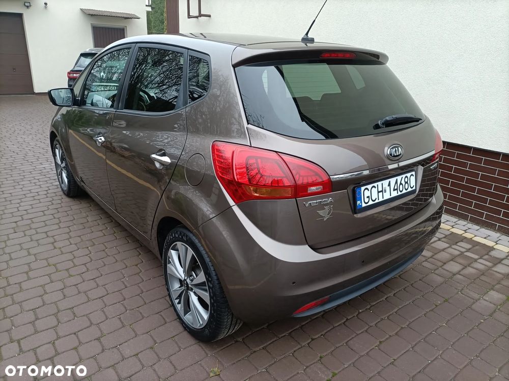 Kia Venga 1.6 CRDi 128 Dream Team Edition - 5