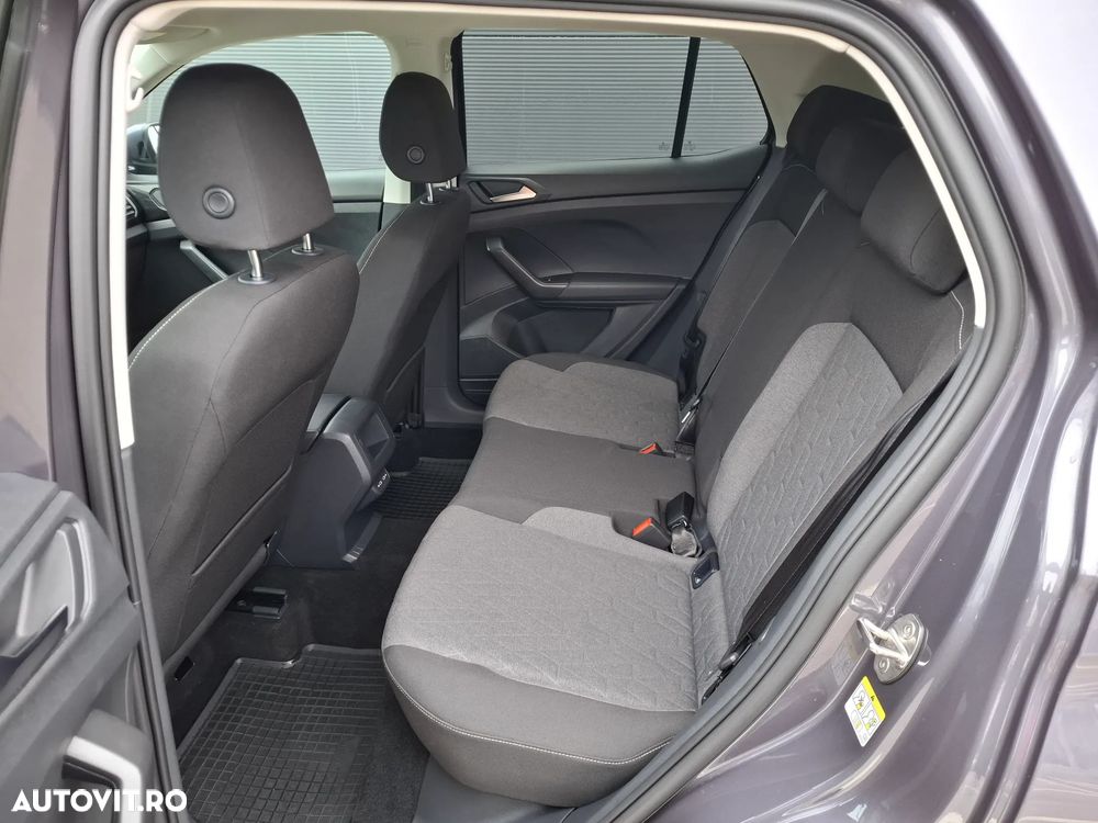 Volkswagen T-Cross - 8
