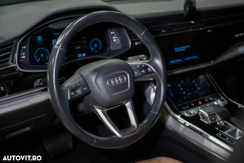 Audi Q7 55 TFSI e quattro tiptronic S line - 32