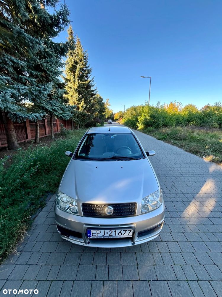 Fiat Punto 2004 photo 3