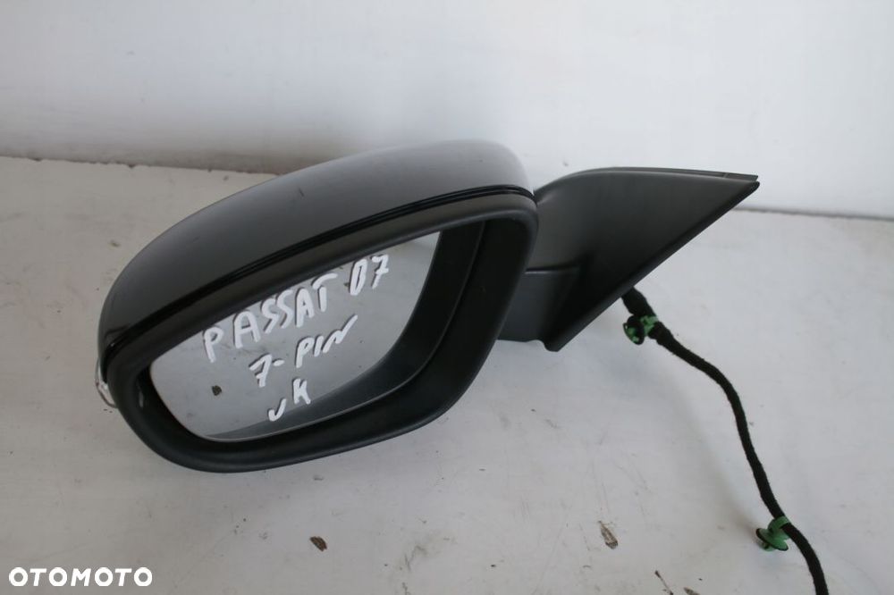 lusterko lewe VW Passat B7 7 PIN - 4