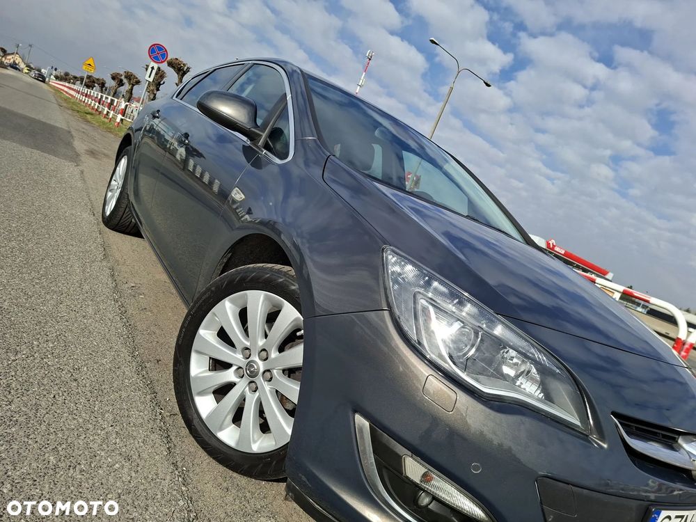 Opel Astra 1.4 Turbo Exklusiv
