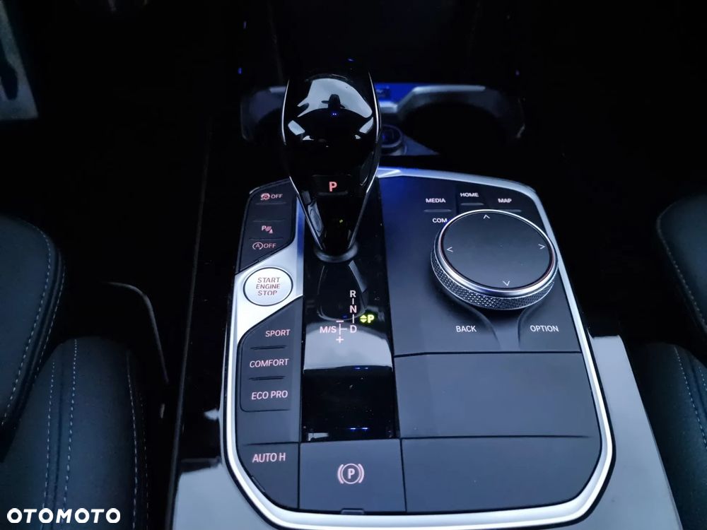 BMW Seria 1 118i M Sport - 26