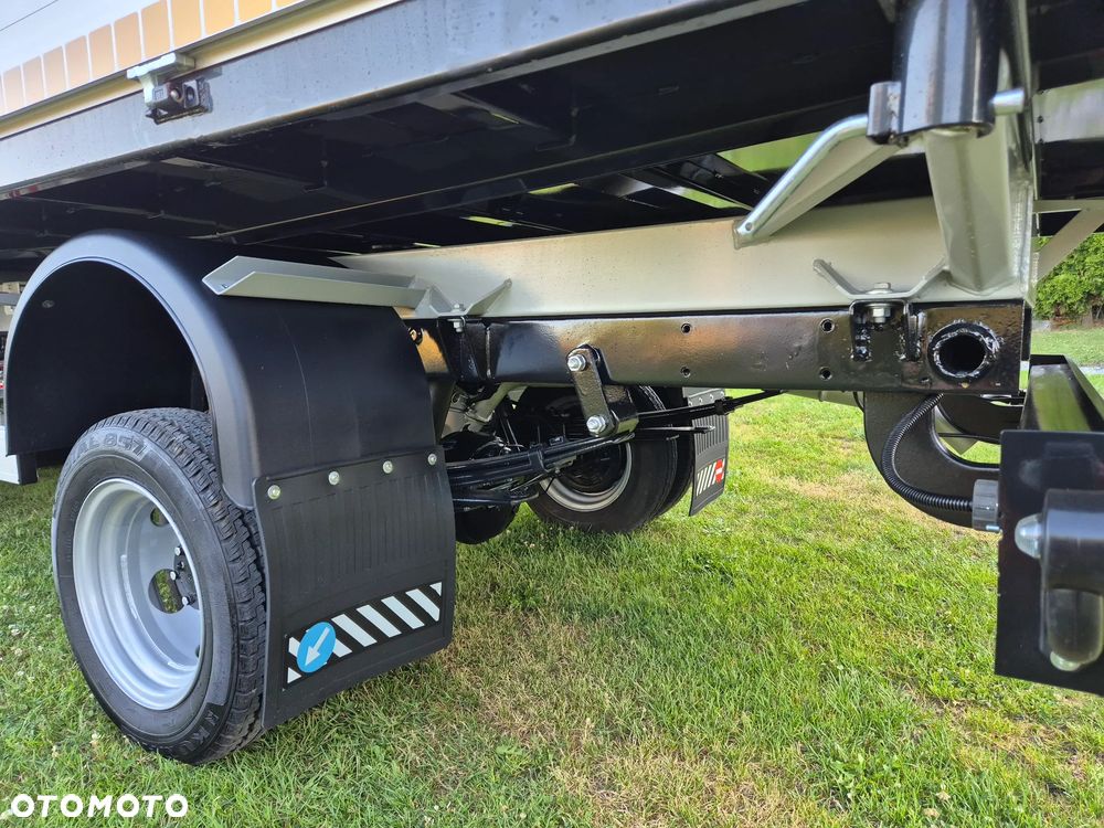Kia K2900 K2500 - 14
