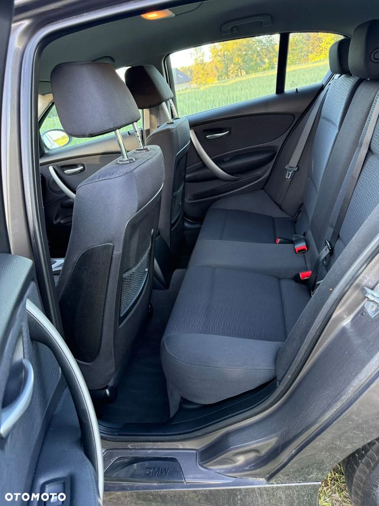 BMW Seria 1 - 18