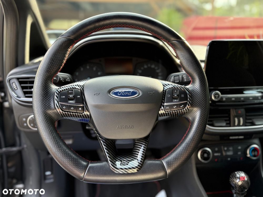 Ford Fiesta 1.0 EcoBoost S&S ST-LINE - 25