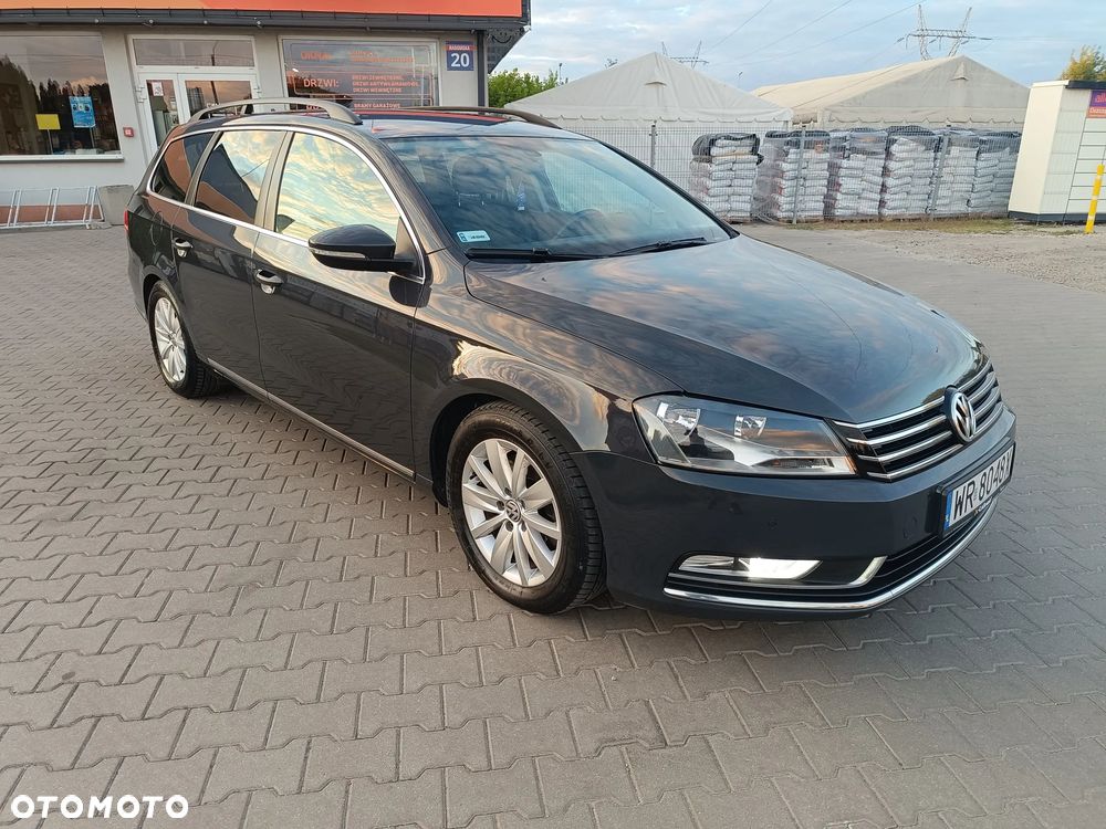 Volkswagen Passat 2.0 TDI DSG BlueMotion Technology Comfortline - 12