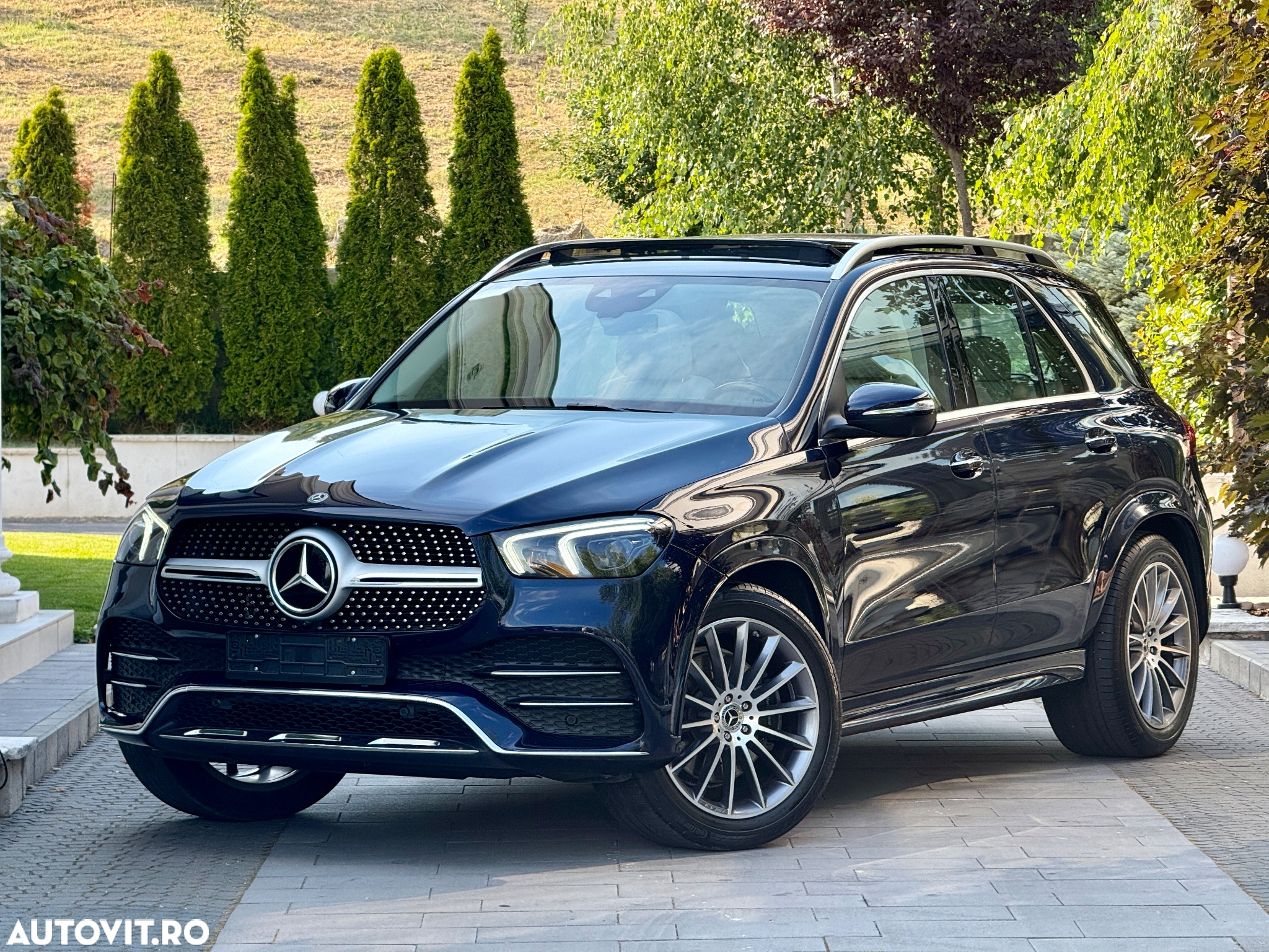 Mercedes-Benz GLE 300 d 4Matic 9G-TRONIC AMG Line - 3
