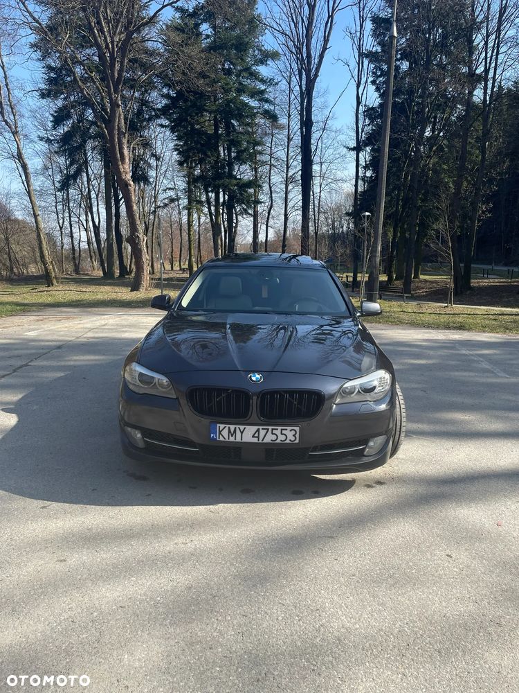 BMW Seria 5 520d - 7