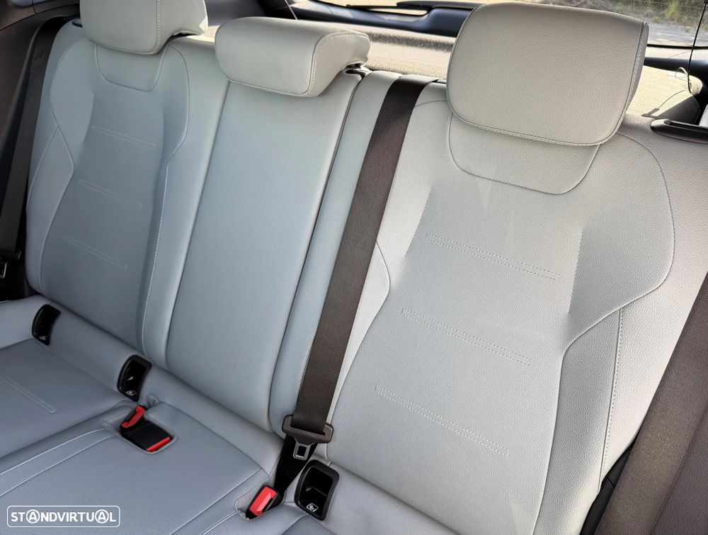 Mercedes-Benz GLA 180 d Progressive - 47