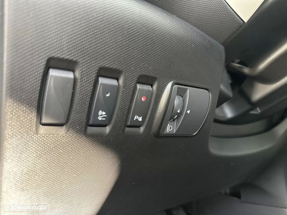 Renault Twingo Z.E. 22 Intens - 24