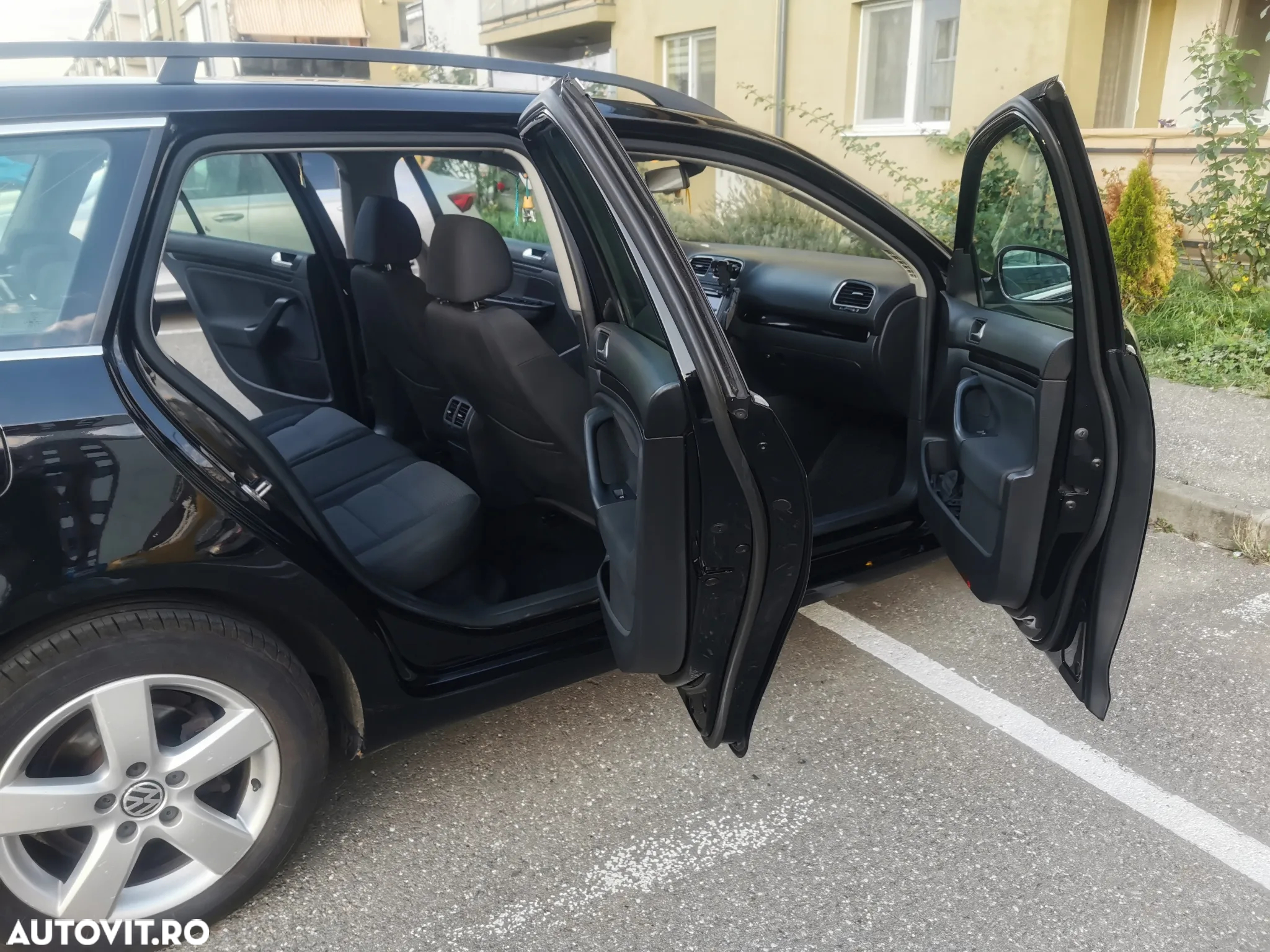 Volkswagen Golf 2.0 TDI Comfortline DSG - 7