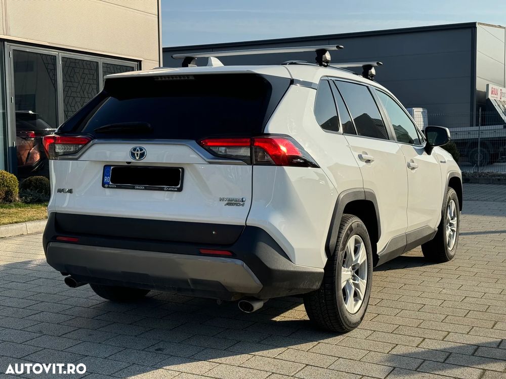 Toyota RAV4 - 7