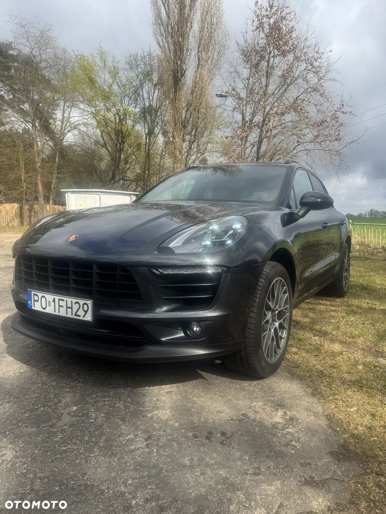 Porsche Macan Standard - 1