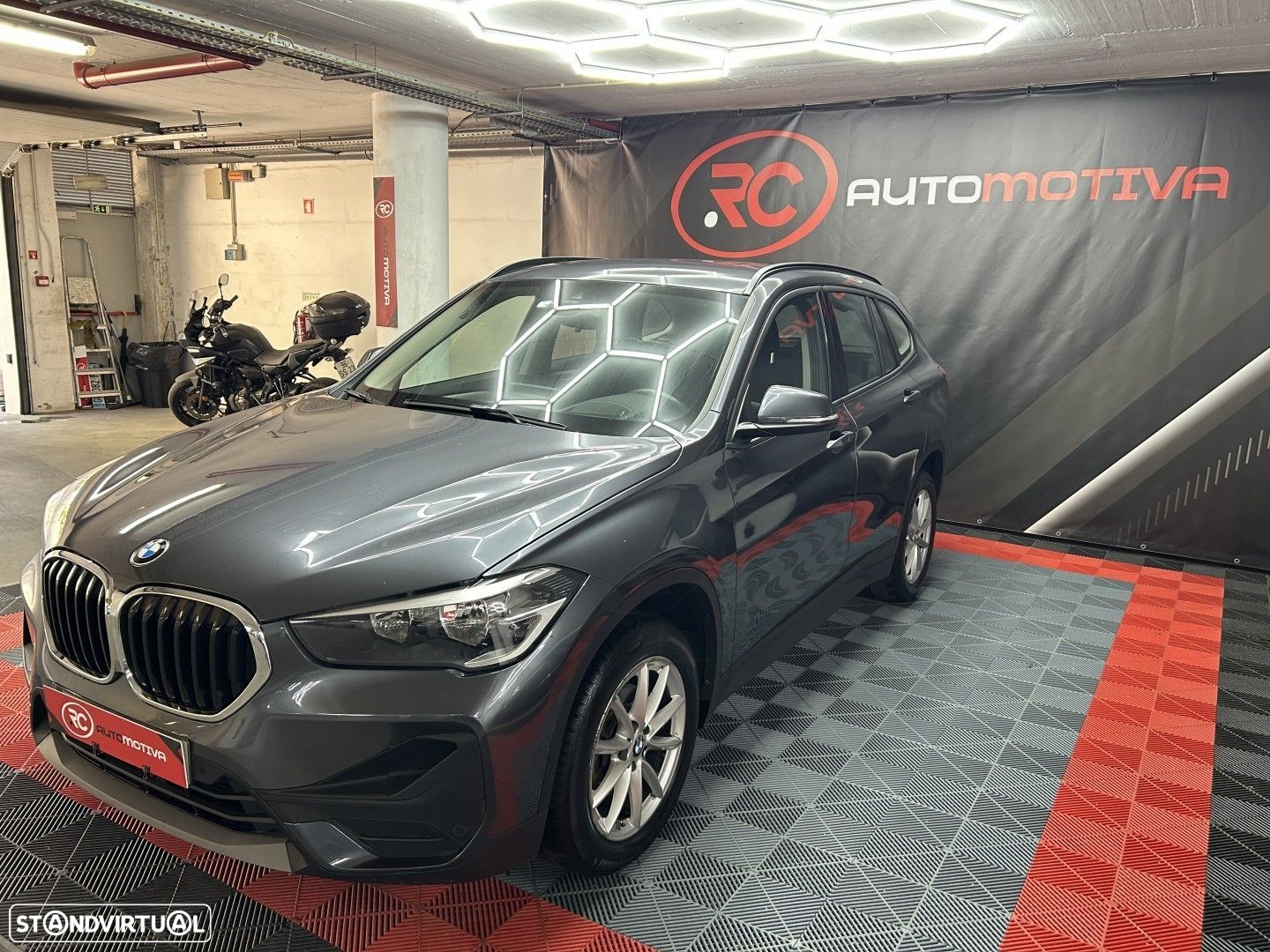 BMW X1 16 d sDrive Advantage Auto - 3