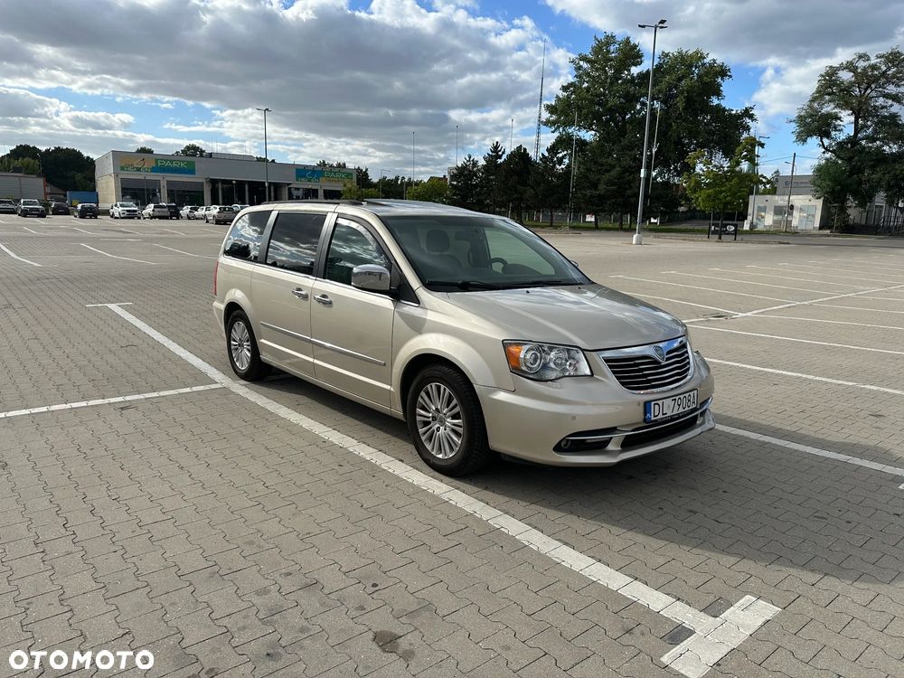 Lancia Voyager 3.6 Gold - 1