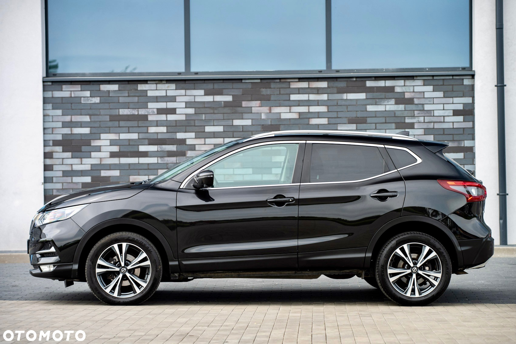 Nissan Qashqai 1.3 DIG-T N-Connecta - 17